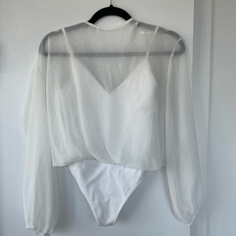 Aritzia blouse
